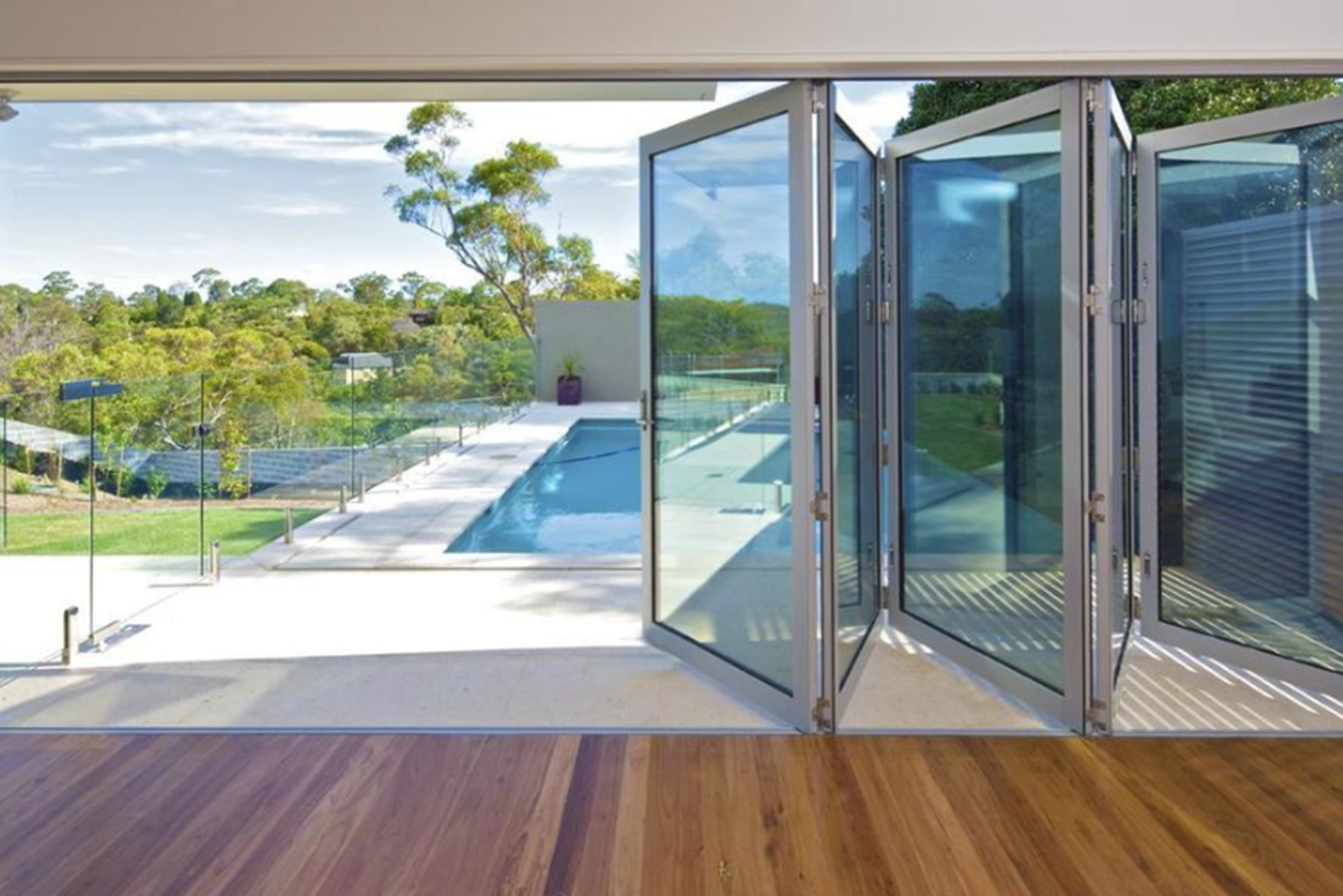 Hawkesbury-Bifold